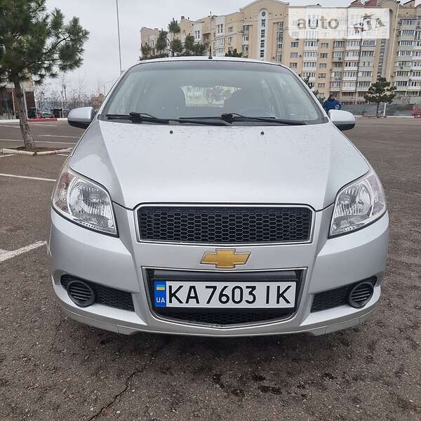 Хетчбек Chevrolet Aveo 2011 в Миколаєві