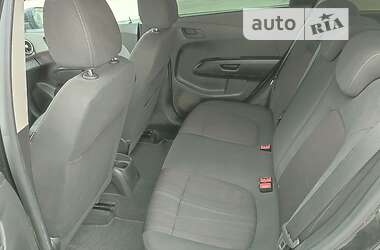 Хэтчбек Chevrolet Aveo 2012 в Черновцах