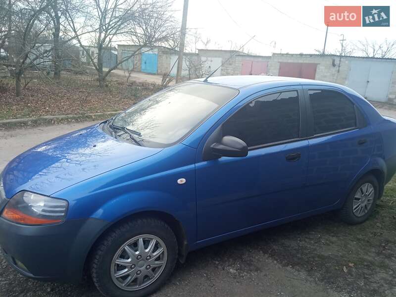 Седан Chevrolet Aveo 2005 в Кегичівці