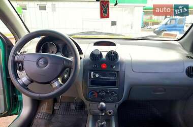 Седан Chevrolet Aveo 2005 в 