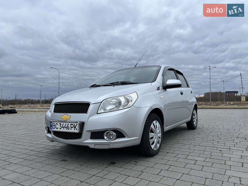 Хэтчбек Chevrolet Aveo 2010 в Львове