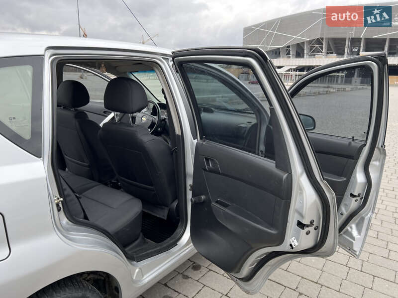 Хэтчбек Chevrolet Aveo 2010 в Львове