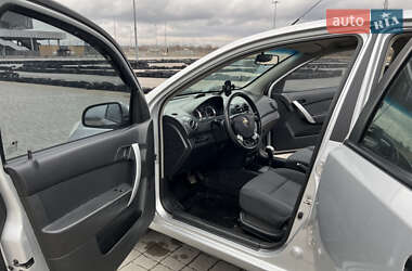 Хэтчбек Chevrolet Aveo 2010 в Львове