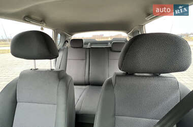 Хэтчбек Chevrolet Aveo 2010 в Львове