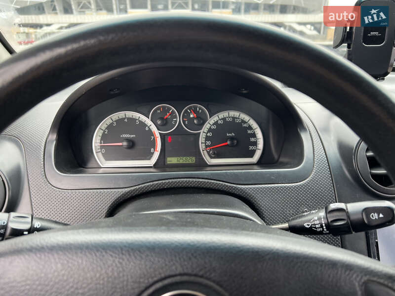 Хэтчбек Chevrolet Aveo 2010 в Львове