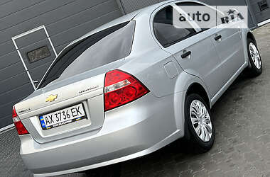 Седан Chevrolet Aveo 2010 в 