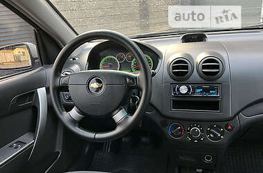 Седан Chevrolet Aveo 2010 в 