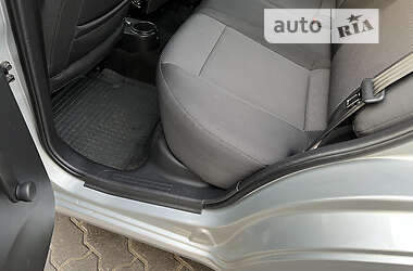 Седан Chevrolet Aveo 2010 в 