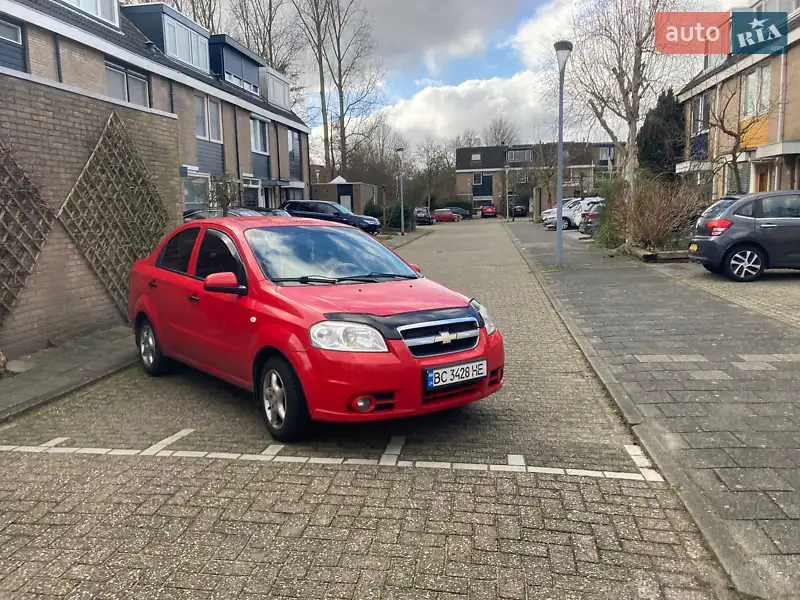 Седан Chevrolet Aveo 2011 в 