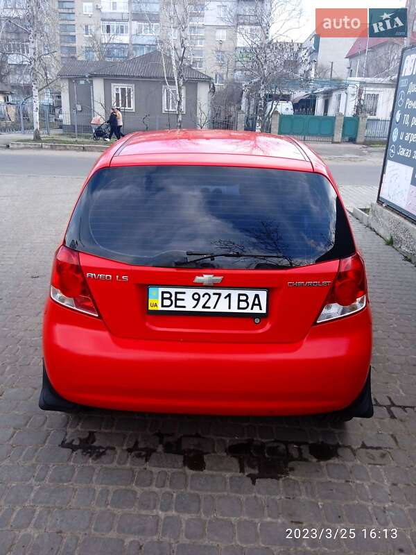 Хэтчбек Chevrolet Aveo 2006 в Первомайске