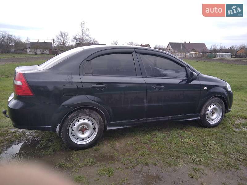 Седан Chevrolet Aveo 2006 в Шепетовке
