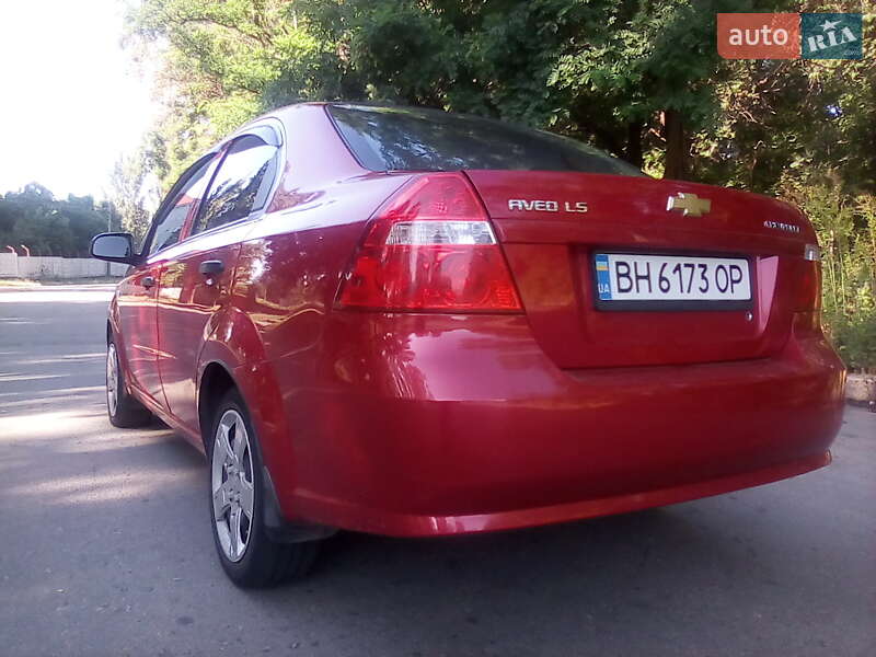 Седан Chevrolet Aveo 2007 в Николаеве