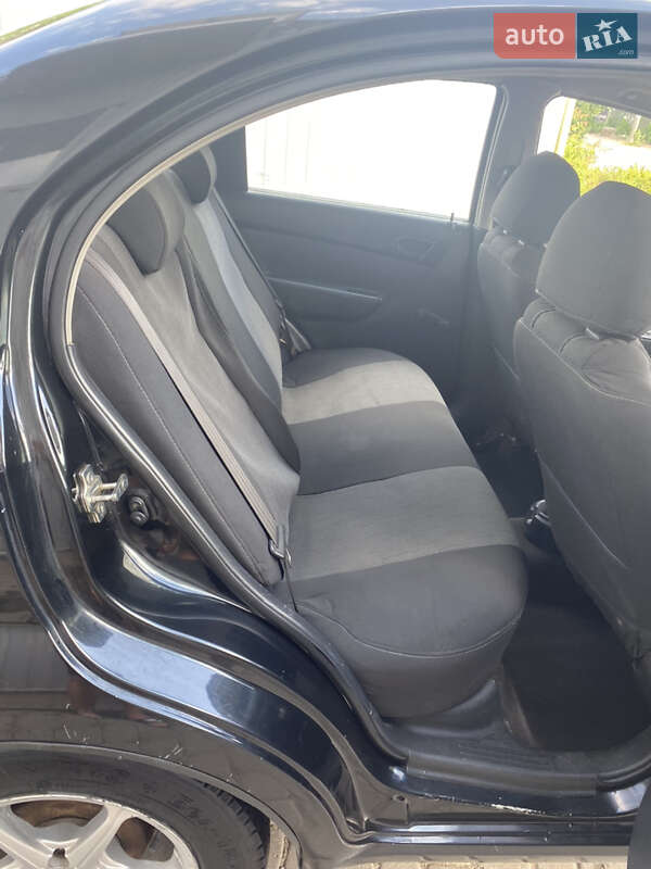 Седан Chevrolet Aveo 2007 в Ужгороде фото 15 Седан Chevrolet Aveo 2007 в Ужгороде