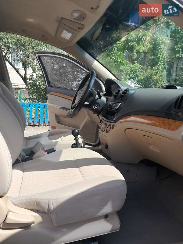 Седан Chevrolet Aveo 2007 в Києві