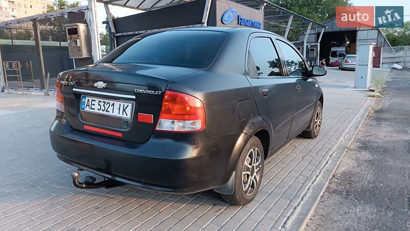 Седан Chevrolet Aveo 2005 в Дніпрі