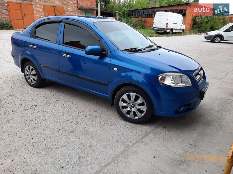 Седан Chevrolet Aveo 2007 в Никополе