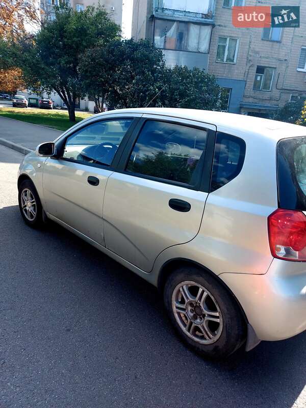Chevrolet Aveo 2004