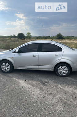 Седан Chevrolet Aveo 2012 в Ратным