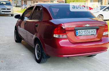 Седан Chevrolet Aveo 2004 в Мукачево