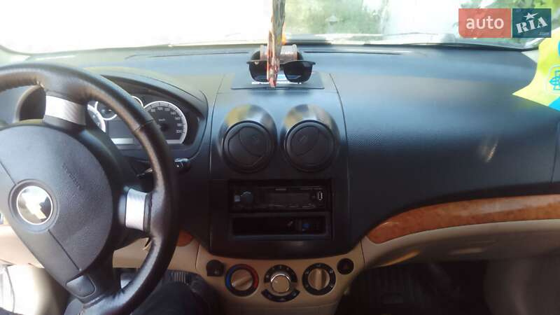Седан Chevrolet Aveo 2008 в Каменском