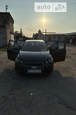 Хэтчбек Chevrolet Aveo 2011 в Золочеве