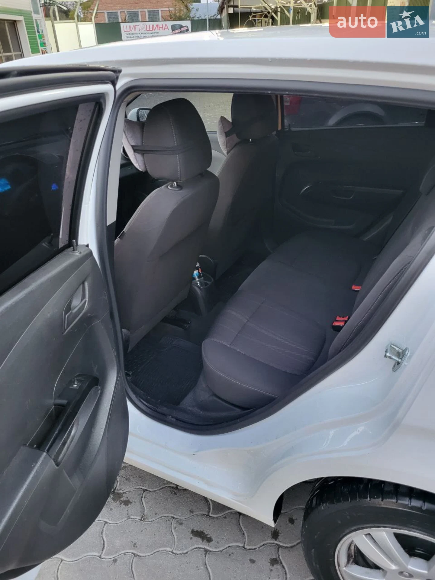 2012 Chevrolet Aveo - мініатюра 5