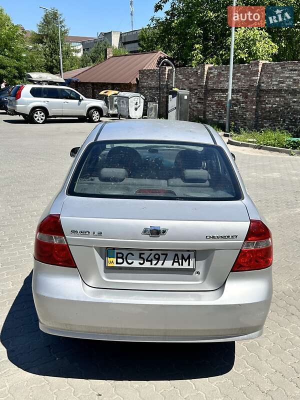 Седан Chevrolet Aveo 2006 в Львові