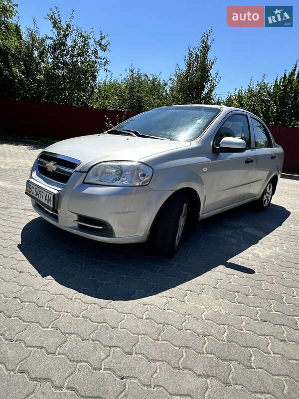 Седан Chevrolet Aveo 2006 в Львові