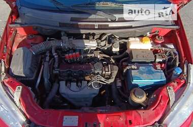 Хэтчбек Chevrolet Aveo 2008 в 