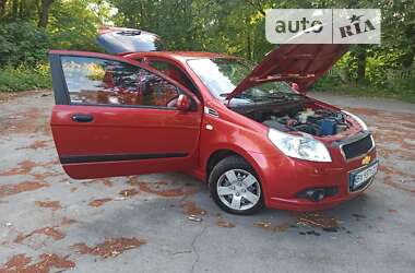 Хэтчбек Chevrolet Aveo 2008 в 