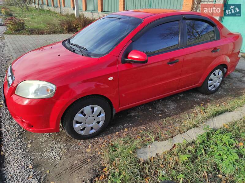 Седан Chevrolet Aveo 2008 в Полтаве