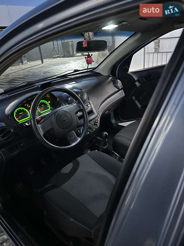 Седан Chevrolet Aveo 2007 в Ужгороді