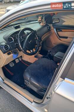 Седан Chevrolet Aveo 2007 в Миколаєві