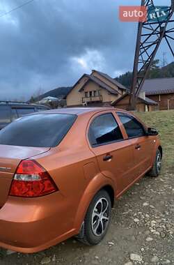 Седан Chevrolet Aveo 2006 в Яремче