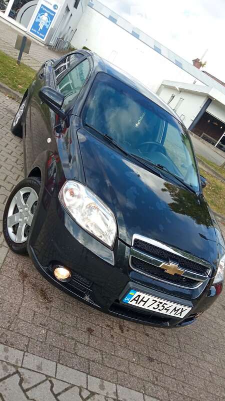 Седан Chevrolet Aveo 2011 в Косові