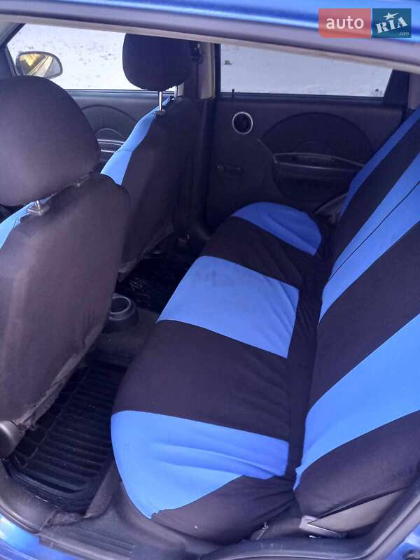 Хэтчбек Chevrolet Aveo 2007 в Виноградове фото 7 Хэтчбек Chevrolet Aveo 2007 в Виноградове