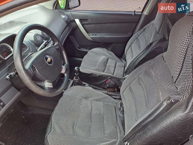 Седан Chevrolet Aveo 2006 в Кам'янець-Подільському