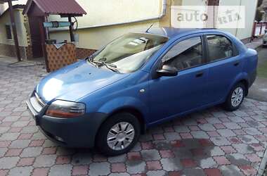 Седан Chevrolet Aveo 2005 в Стрию