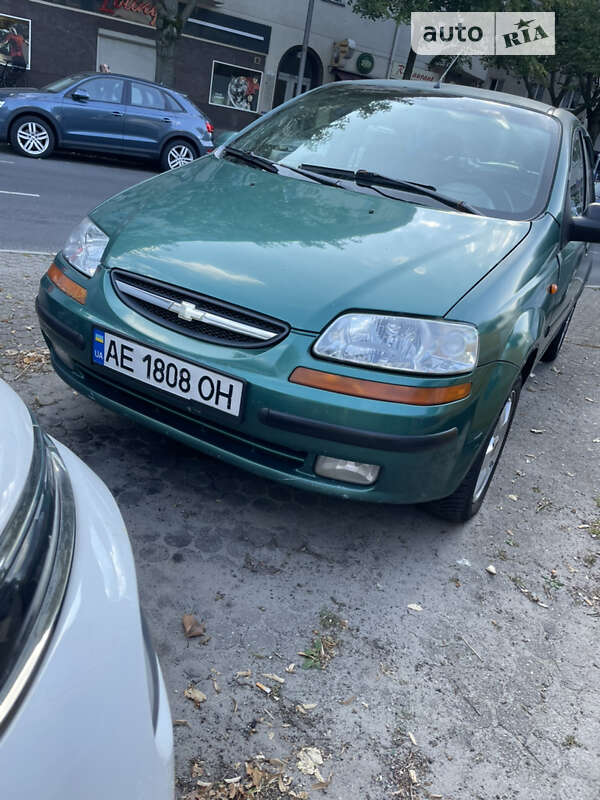 Седан Chevrolet Aveo 2004 в Львове