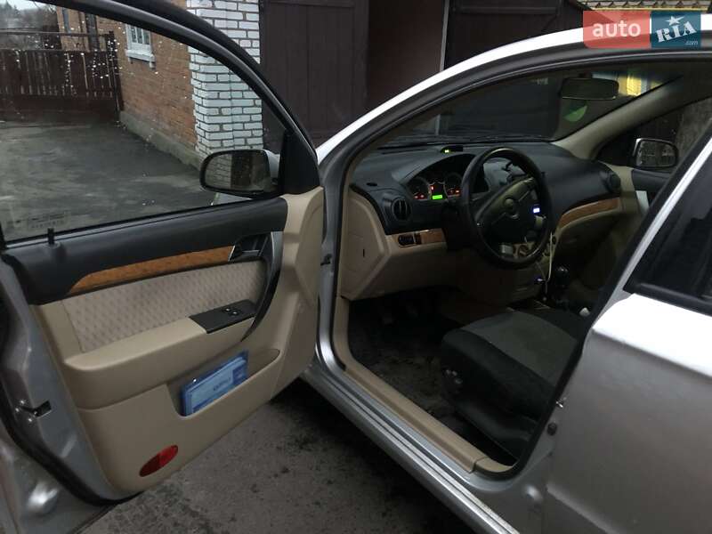 Седан Chevrolet Aveo 2008 в Бершади