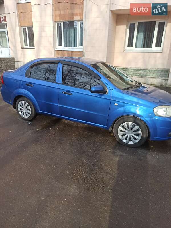 Седан Chevrolet Aveo 2008 в Полтаві