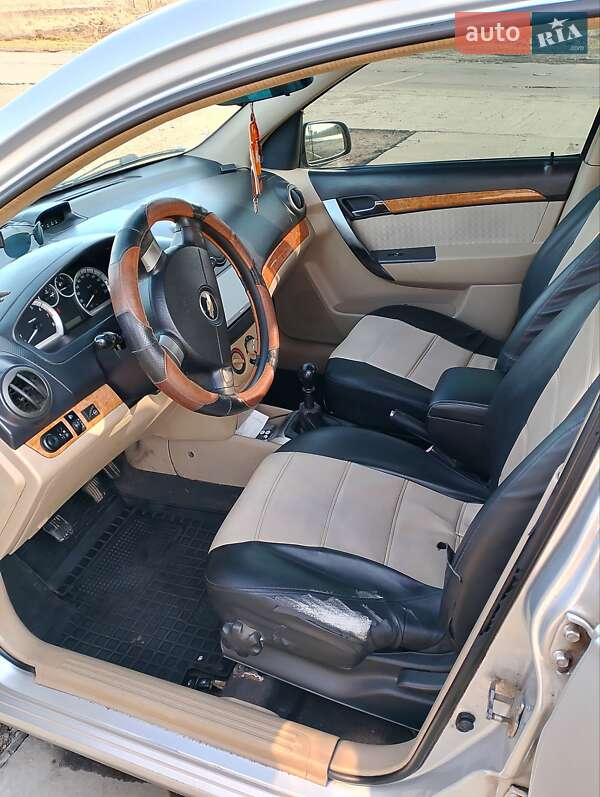 Седан Chevrolet Aveo 2008 в Варве