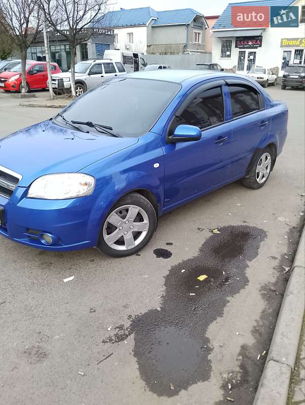 Седан Chevrolet Aveo 2008 в Хусте