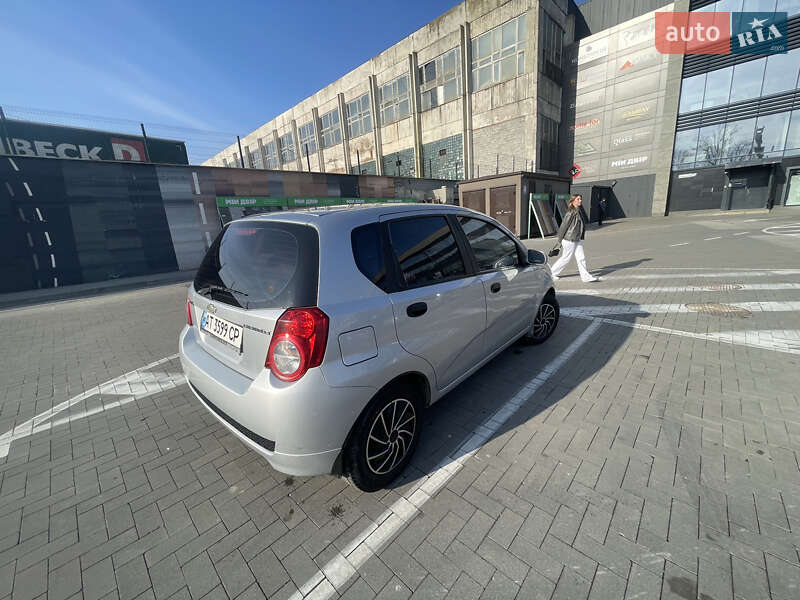 Хэтчбек Chevrolet Aveo 2008 в Ивано-Франковске