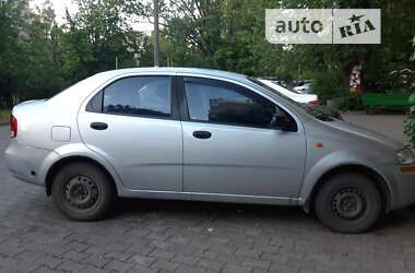 Седан Chevrolet Aveo 2004 в Кривому Розі