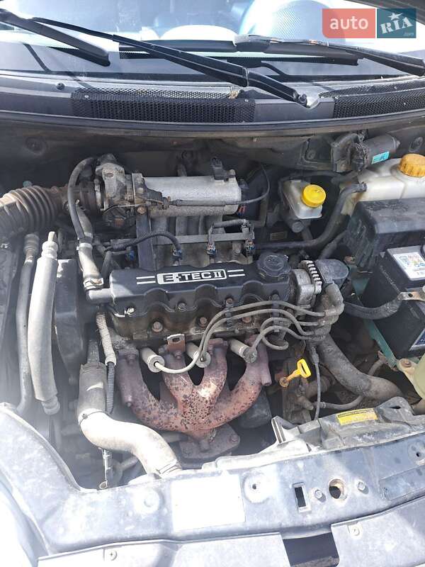 Седан Chevrolet Aveo 2005 в Харкові
