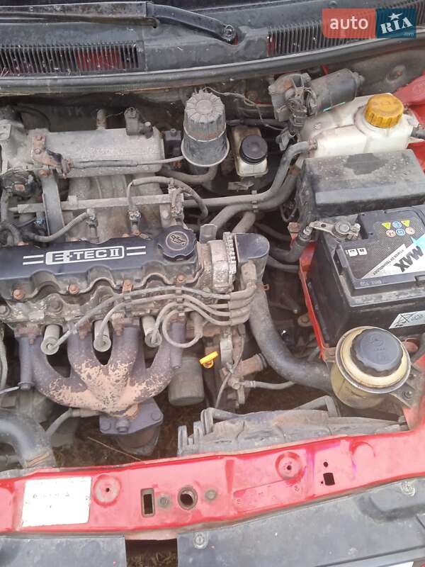 Седан Chevrolet Aveo 2004 в Барановке