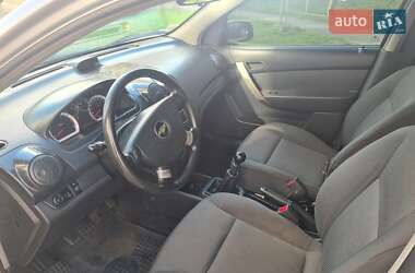 Седан Chevrolet Aveo 2007 в Києві