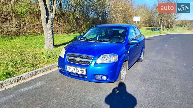 Седан Chevrolet Aveo 2007 в Краснокутске