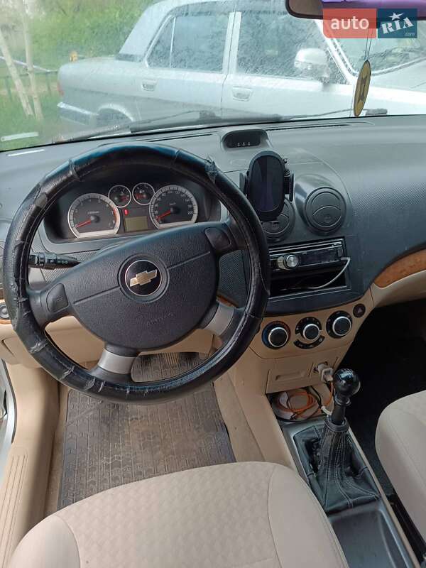 Седан Chevrolet Aveo 2007 в Кременчуці